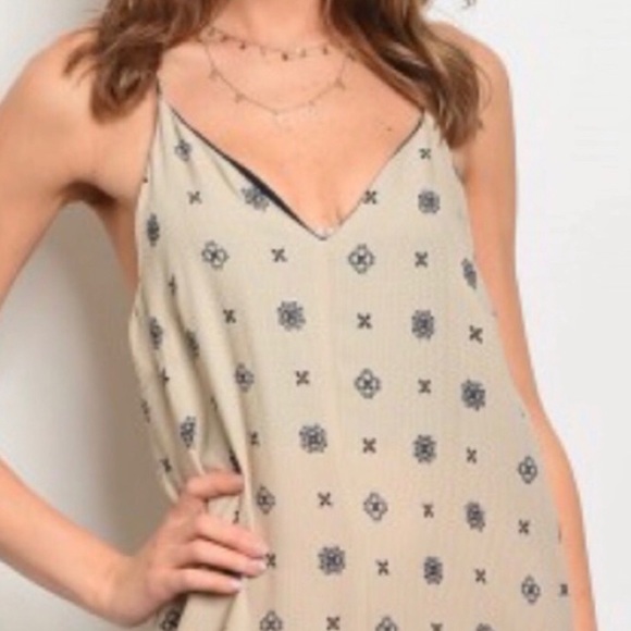 Ava Cropped Jumpsuit - Picture 3 of 5